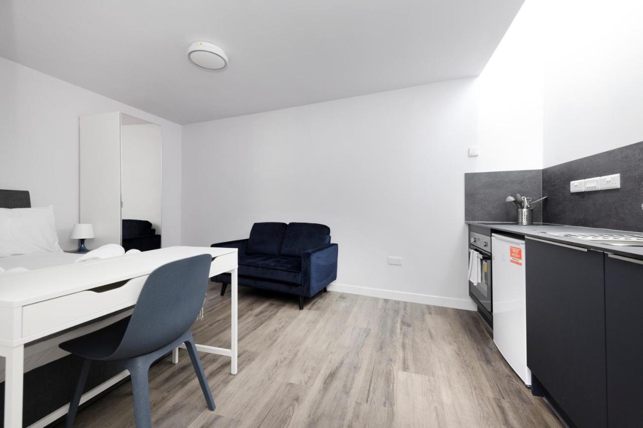 Apartment Altido Elegant Near The Meadows *