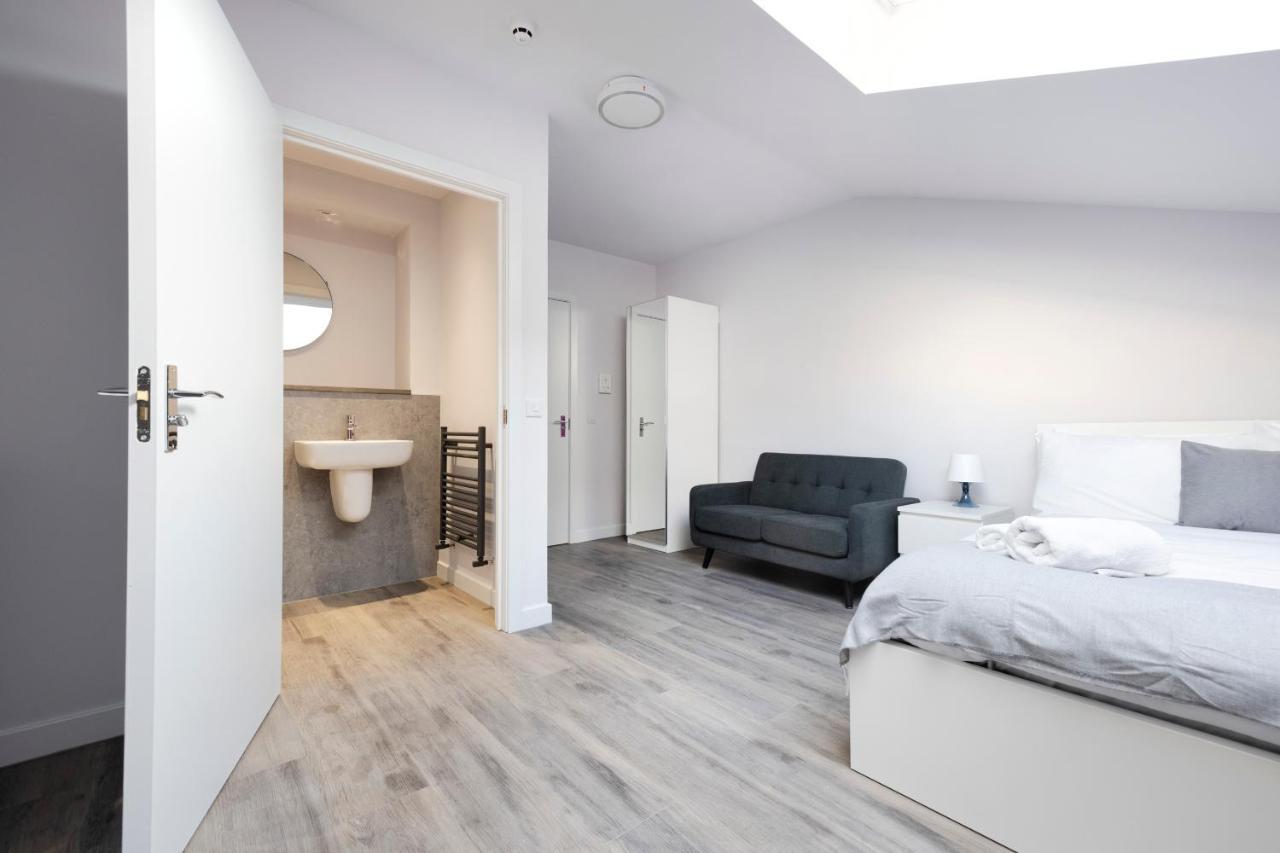 Apartment Altido Elegant Near The Meadows *