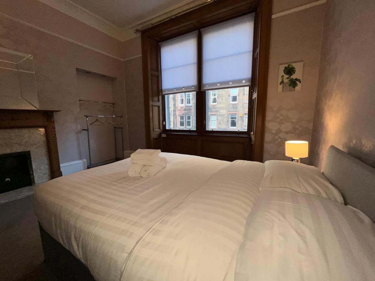 Bright 3 Bedroom * Edinburgh