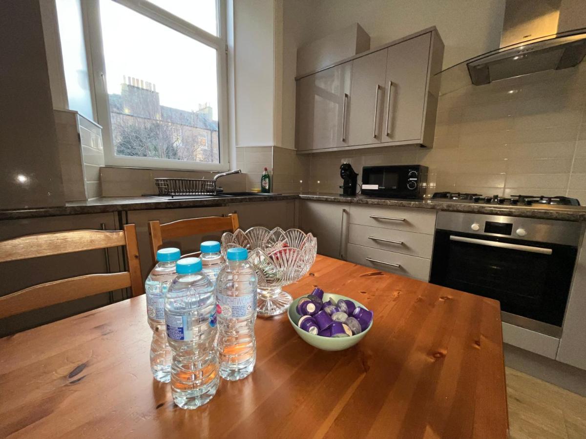 Bright 3 Bedroom Apartment *