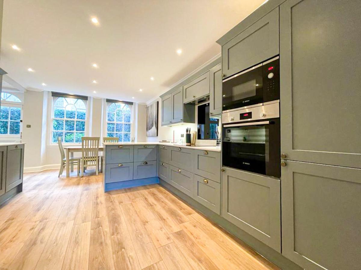 Sophisticated 3br With Garden, Quiet New Town Lane Apartment EDI