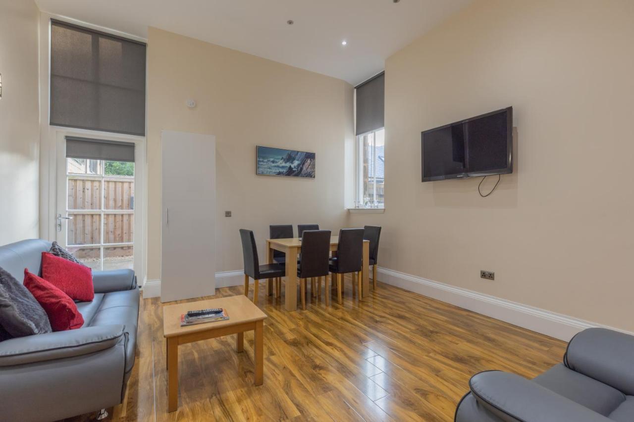 New 3-bedroom Close To Centre * Edinburgh