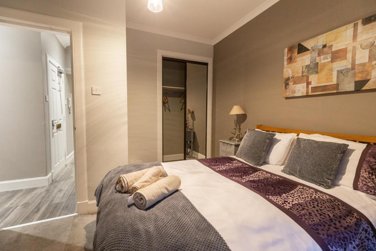 Two Bedroom Within Walking Distance To Centre * Edinburgh
