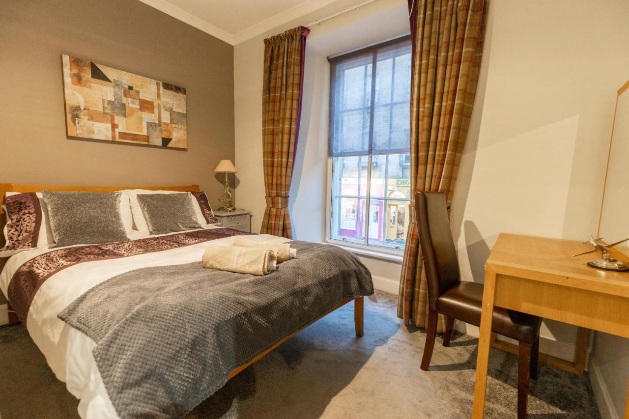 Two Bedroom Within Walking Distance To Centre Apartment Edinburgh