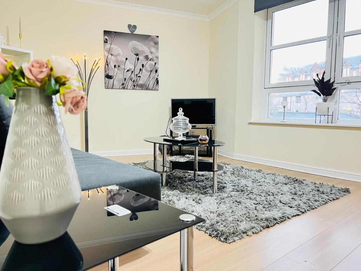 Peaceful 2 Bedroom Flat With Free Parking