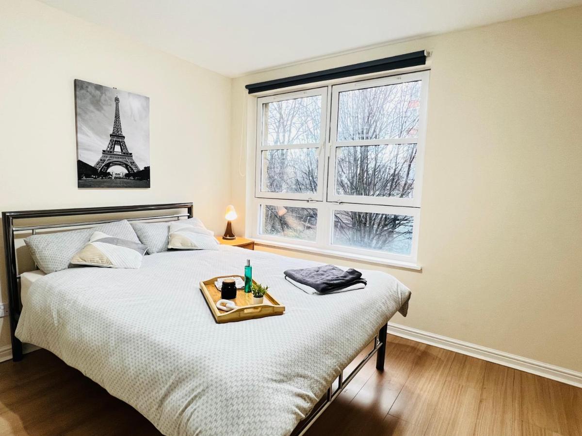 Peaceful 2 Bedroom Flat With Free Parking Apartment EDI