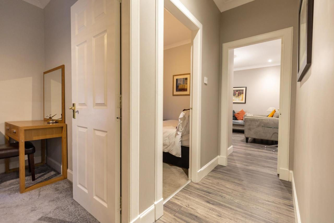 Two Bedroom Within Walking Distance To Centre * Edinburgh