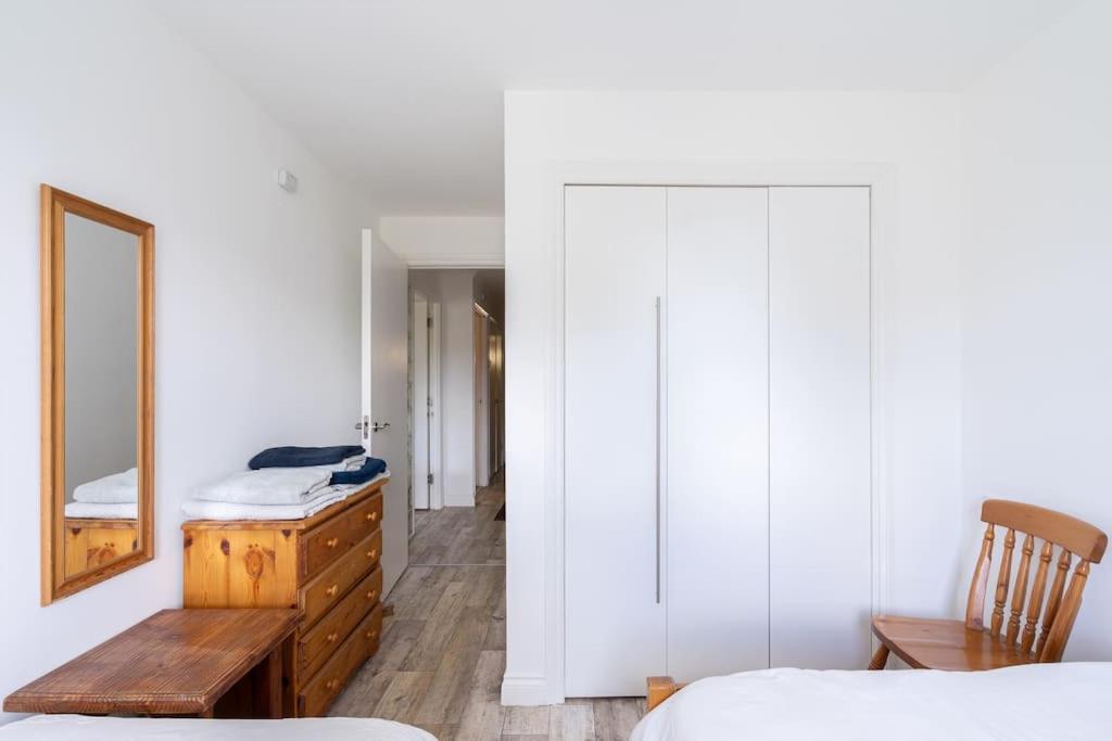 Pilrig Flat: A Lovely 5-bed With A Lift Apartment *