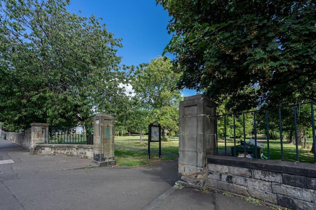 Pilrig Flat: A Lovely 5-bed With A Lift