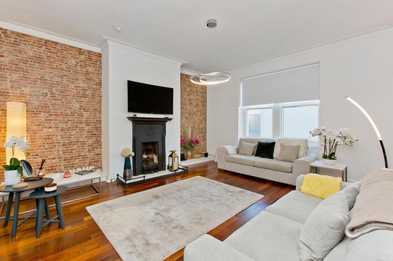 Exquisite & Lively With Fireplace & Panoramic Views * EDI