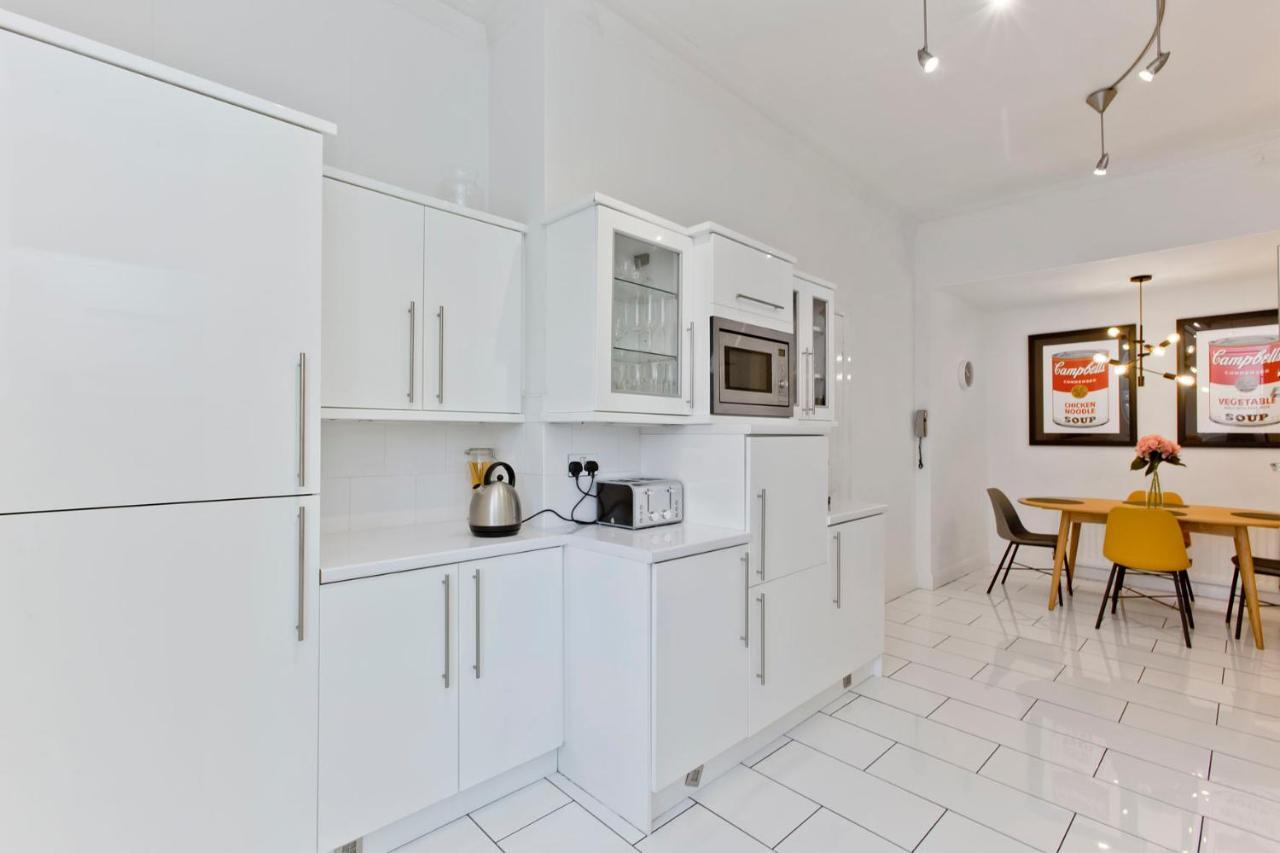 Exquisite & Lively With Fireplace & Panoramic Views Apartment