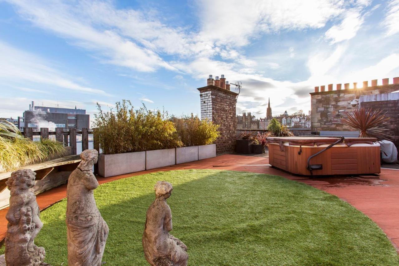 Exquisite & Lively With Fireplace & Panoramic Views Apartment *