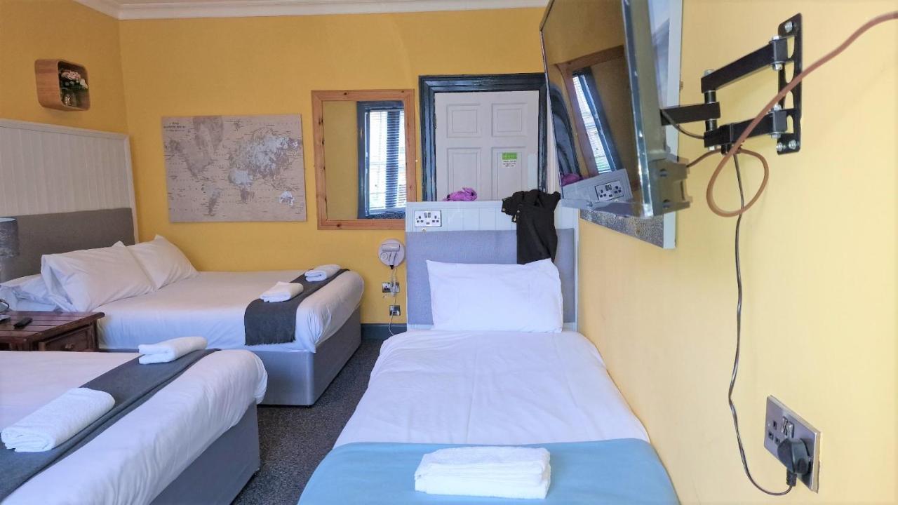 48 Gilmore Place Residences Guest house