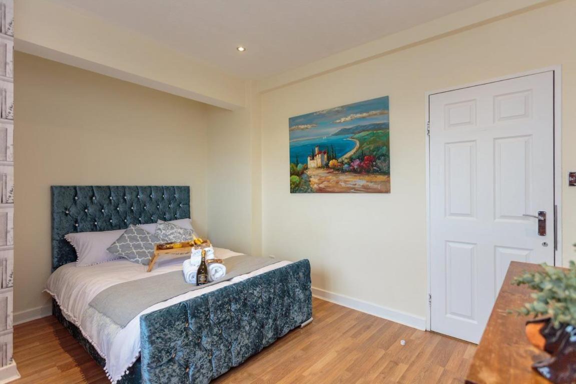 Apartment Gorgeous 3-bed Flat, 15 Minutes To Centre Edinburgh