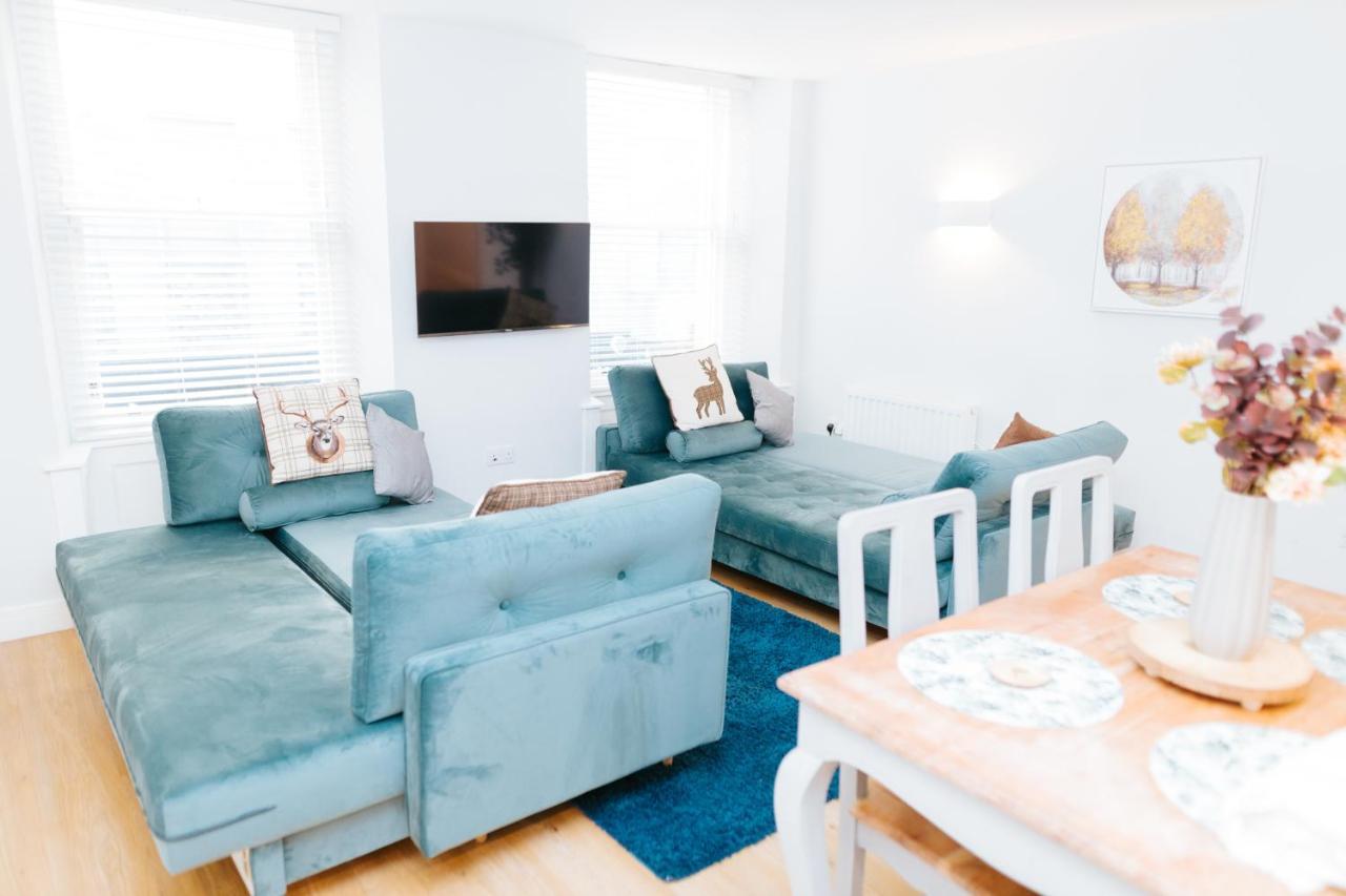 Luxury Modern 3 Bedroom In Centre Apartment Edinburgh
