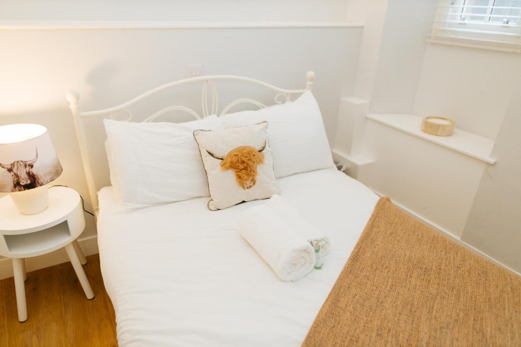Luxury Modern 3 Bedroom In Centre Edinburgh