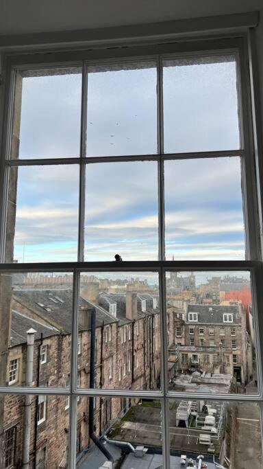 Apartment Central, Festival Theater EDI