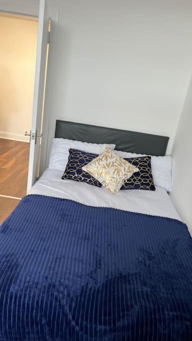 Central, Festival Theater Apartment EDI