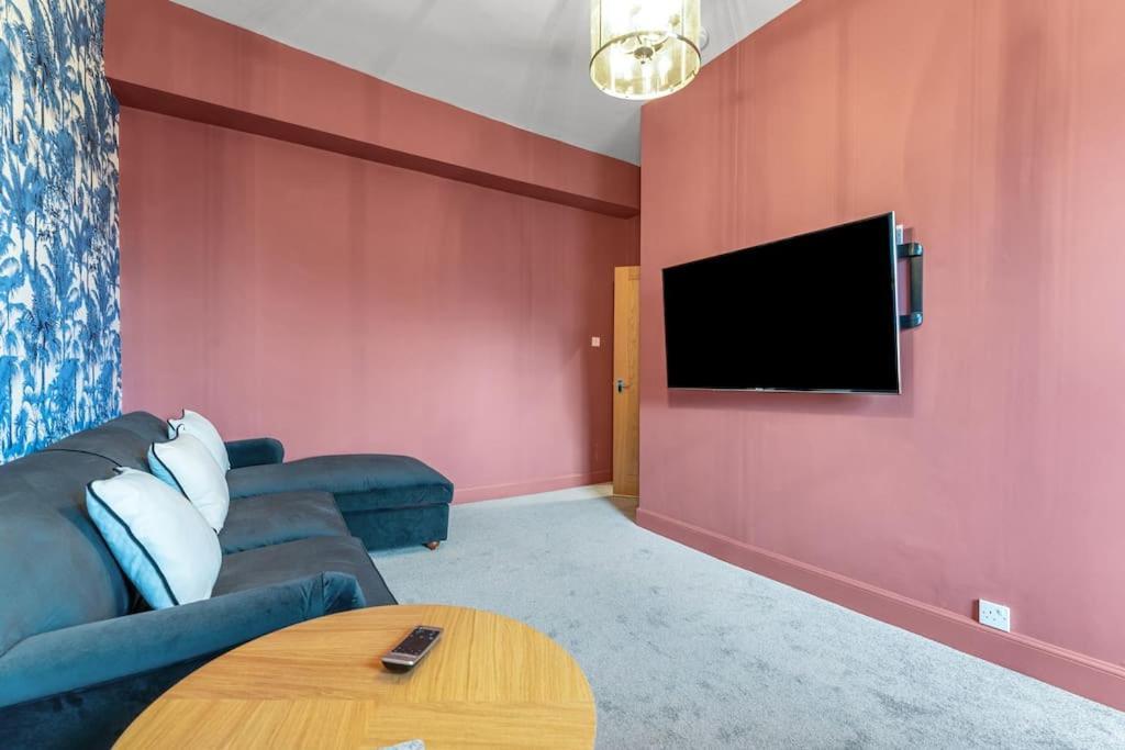 Apartment Boutique Modern Royal Mile Sleeps 4 Edinburgh