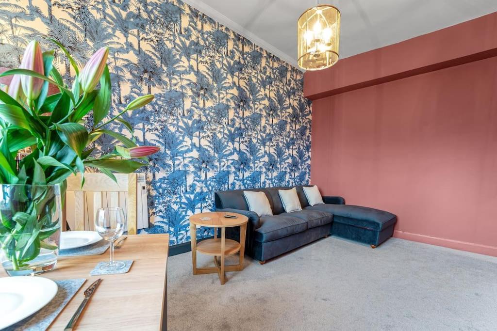 Boutique Modern Royal Mile Sleeps 4 Apartment Edinburgh