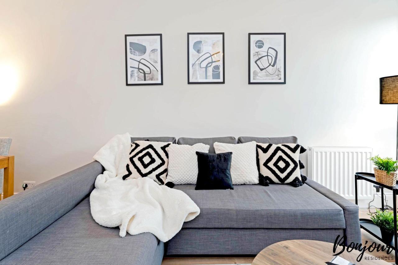 Apartment Mabillon - Gorgeous-haymarket, City Centre-free Parking By Bonjour Residences
