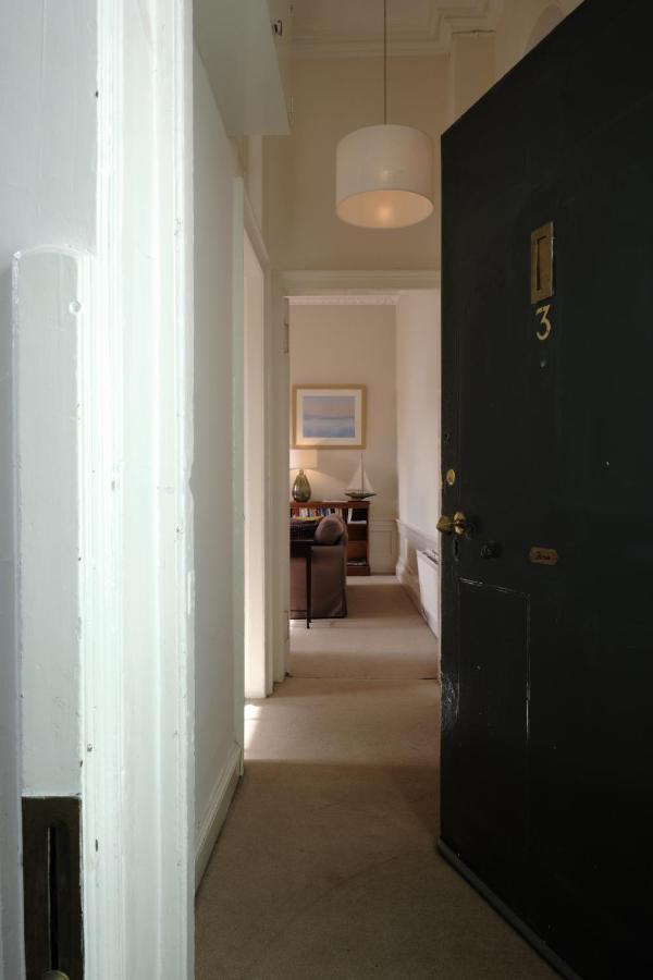 New Town 2br-1ba Georgian Flat With Amazing Views Edinburgh