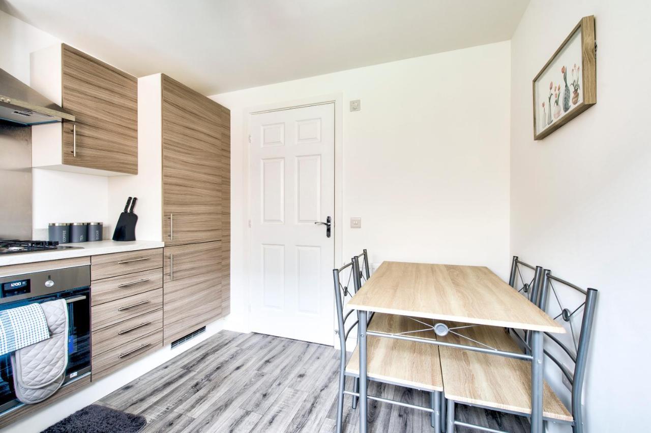 2-bedroom With Private Garden & Parking Ferienhaus EDI