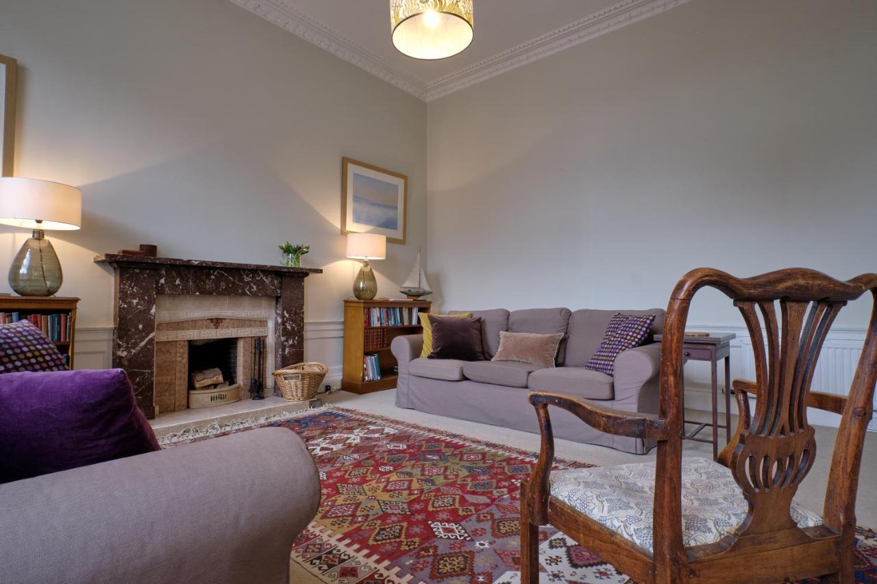New Town 2br-1ba Georgian Flat With Amazing Views Apartment