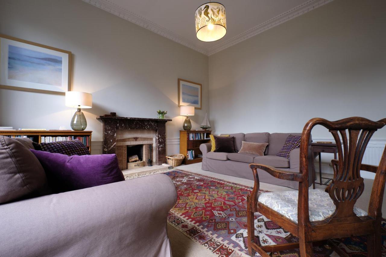 Apartment New Town 2br-1ba Georgian Flat With Amazing Views *