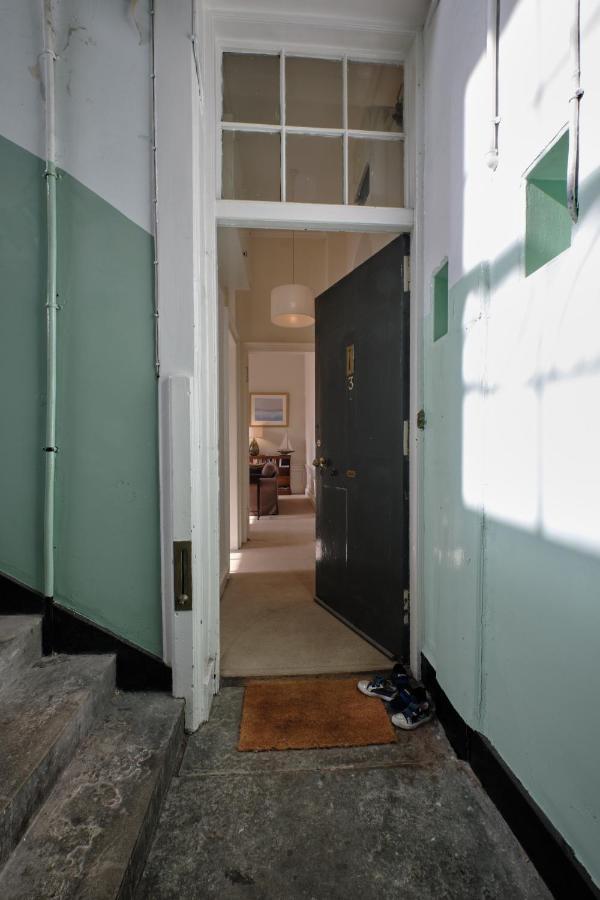 New Town 2br-1ba Georgian Flat With Amazing Views *