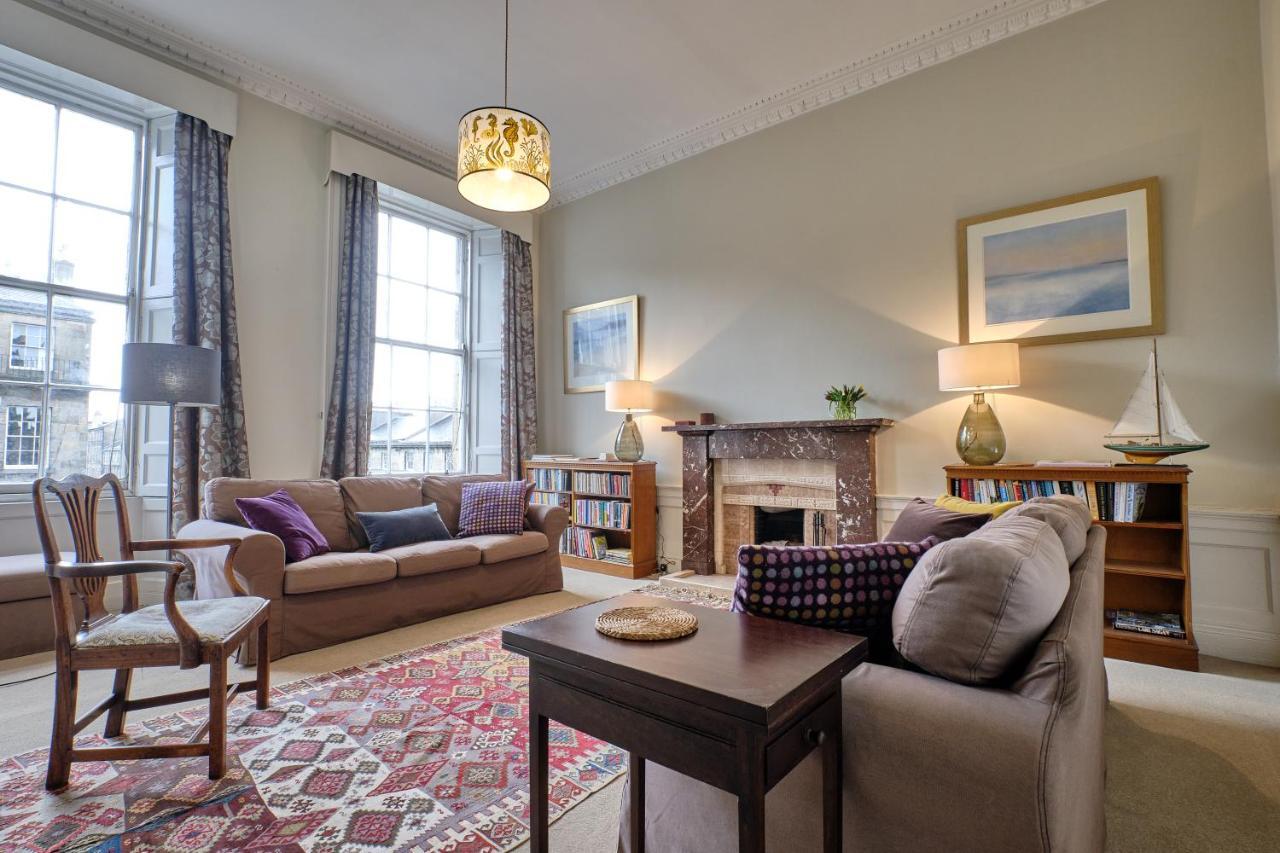 New Town 2br-1ba Georgian Flat With Amazing Views Edinburgh