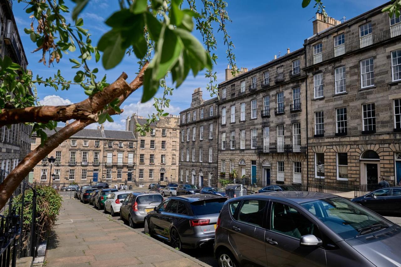 New Town 2br-1ba Georgian Flat With Amazing Views Edinburgh