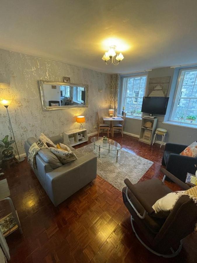 Royal Mile Old Fishmarket Close Apartment *