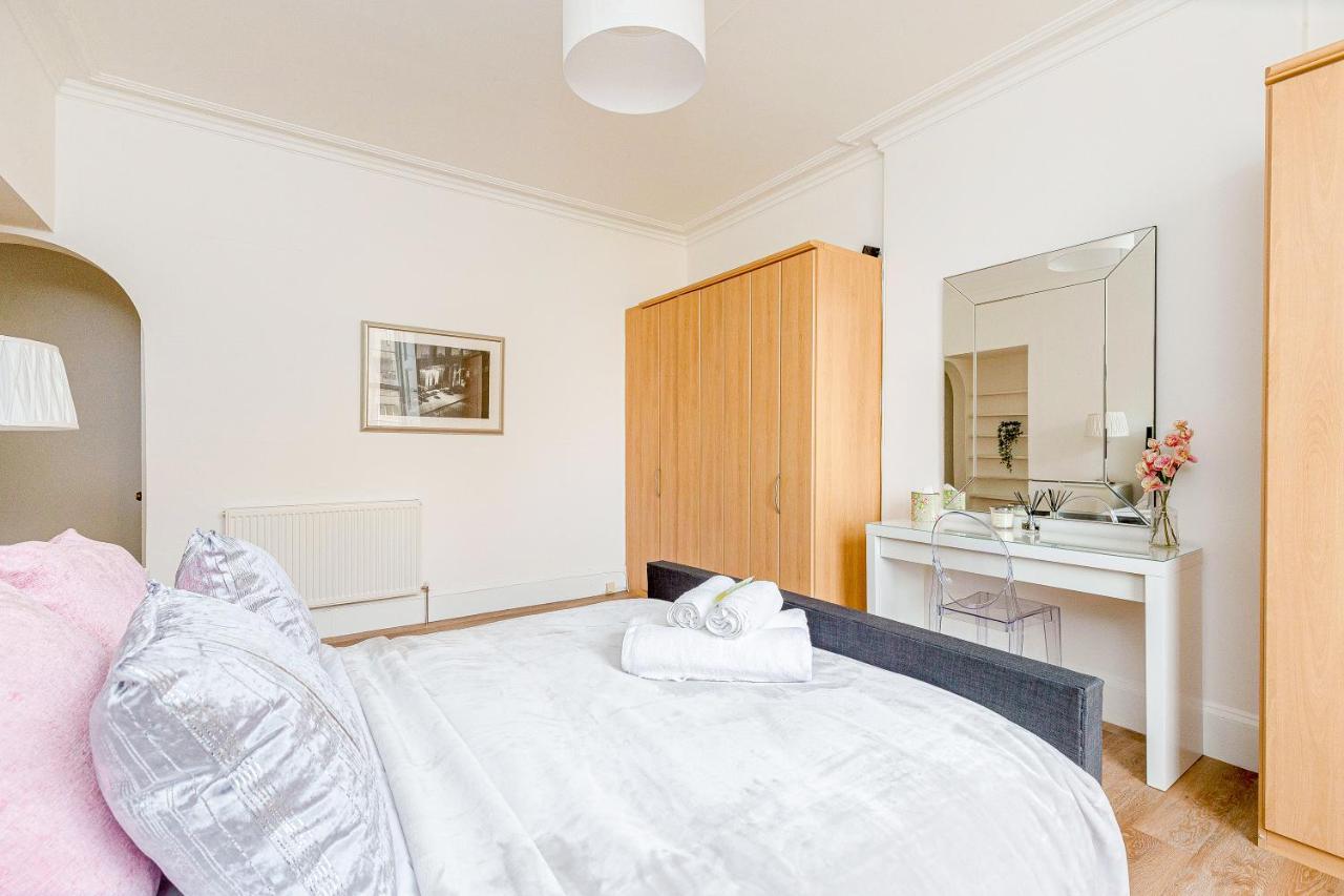 Heart Of Centre 3 Bed Georgian Edinburgh