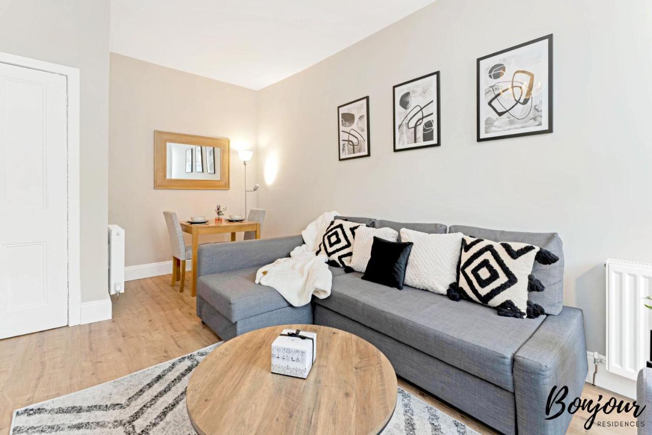 Mabillon - Gorgeous-haymarket, City Centre-free Parking By Bonjour Residences Edinburgh
