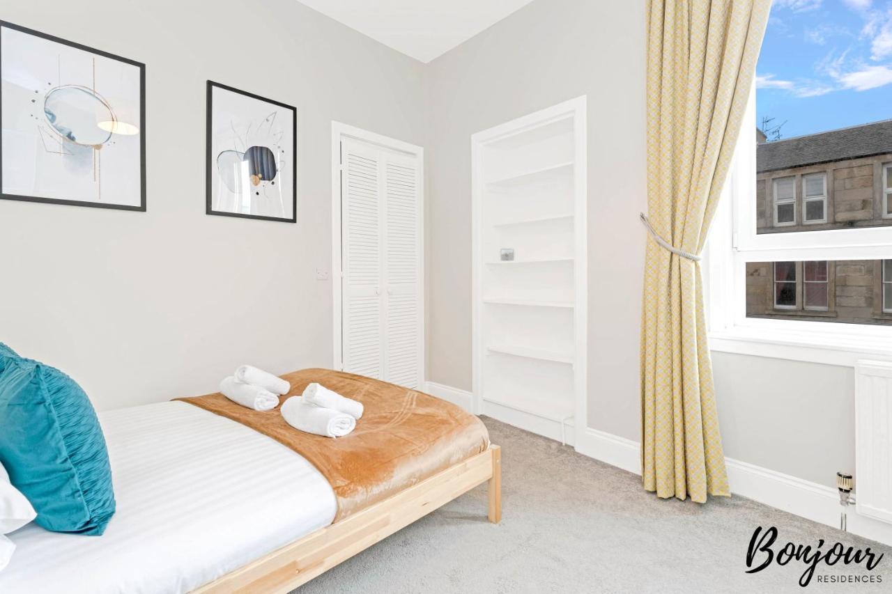 Mabillon - Gorgeous-haymarket, City Centre-free Parking By Bonjour Residences Apartment