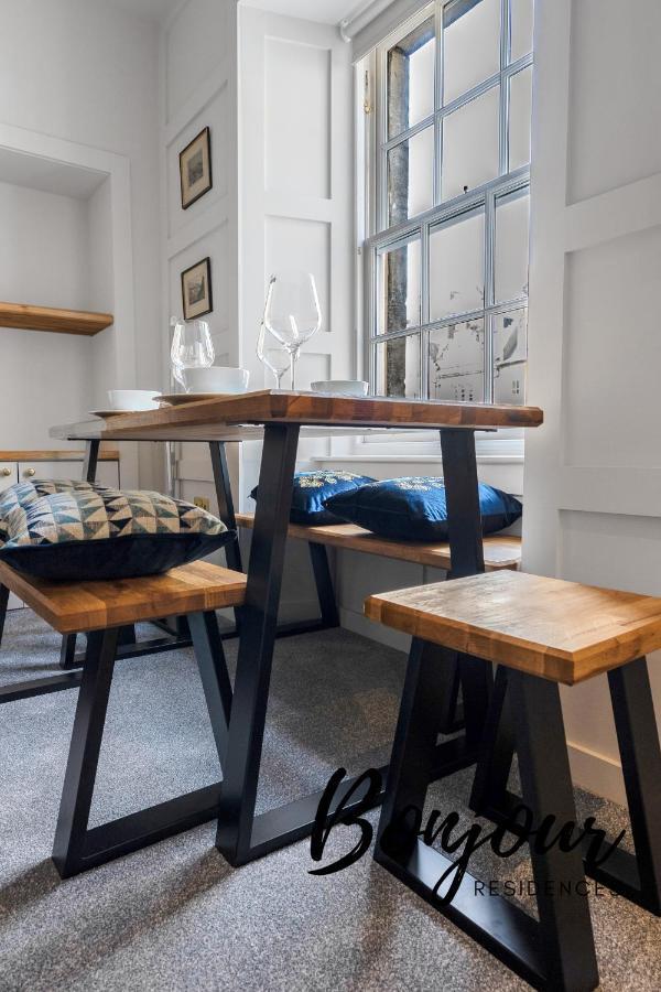 Grassmarket Luxury - Flat 1 3br-2ba - Free Parking By Bonjour Residences Apartment EDI