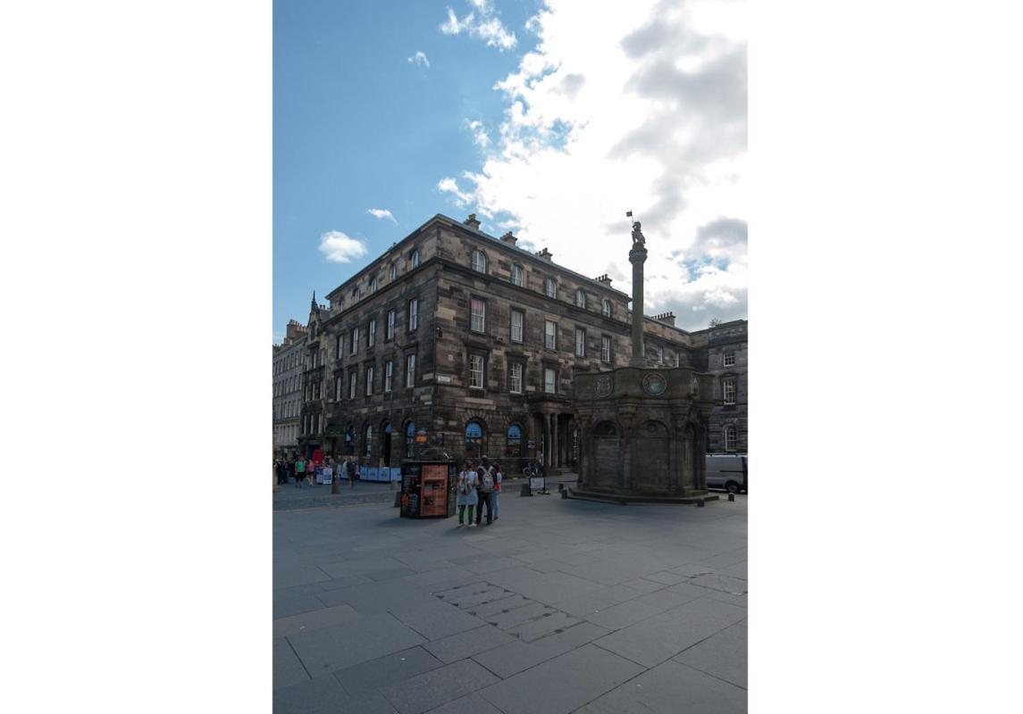 Parliament Sq 12 Royal Mile Apartment *