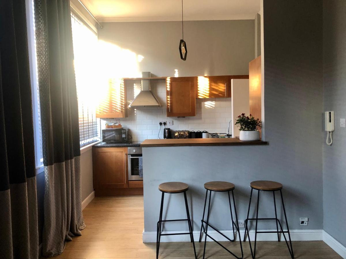 Apartment Cozy With Views *
