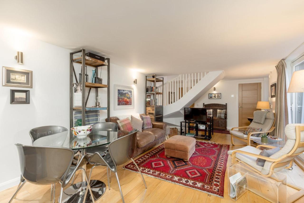 429 - New Town Hide Away With Parking Apartment Edinburgh