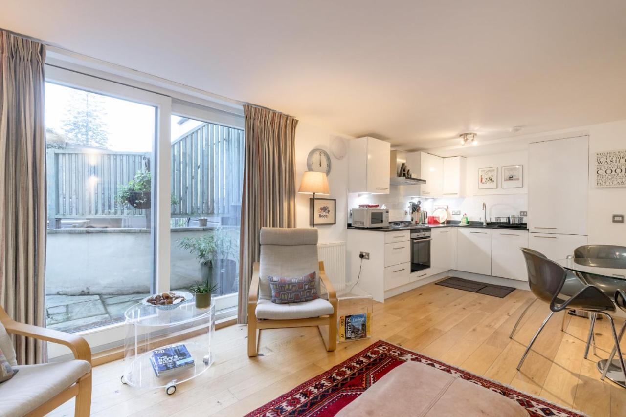 Apartment 429 - New Town Hide Away With Parking