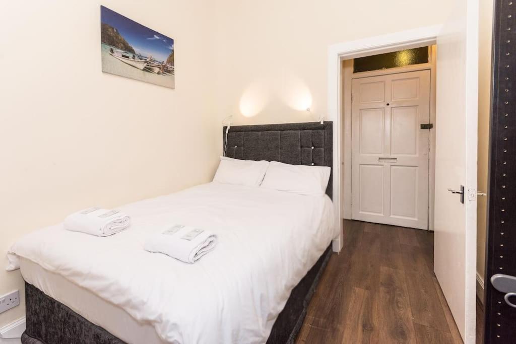Cozy By Holyrood Park And Palace! Apartment *