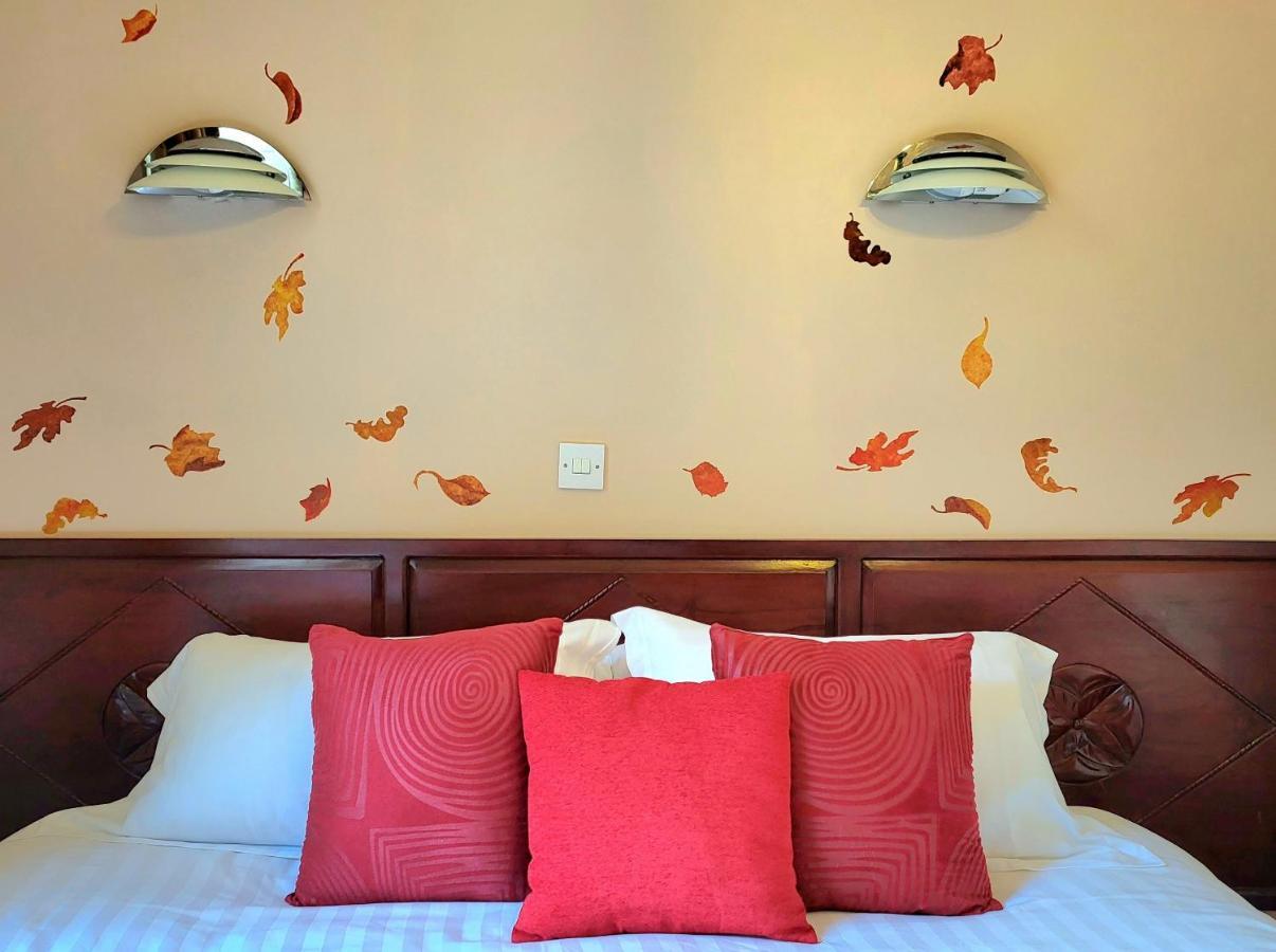 Straven Guest house