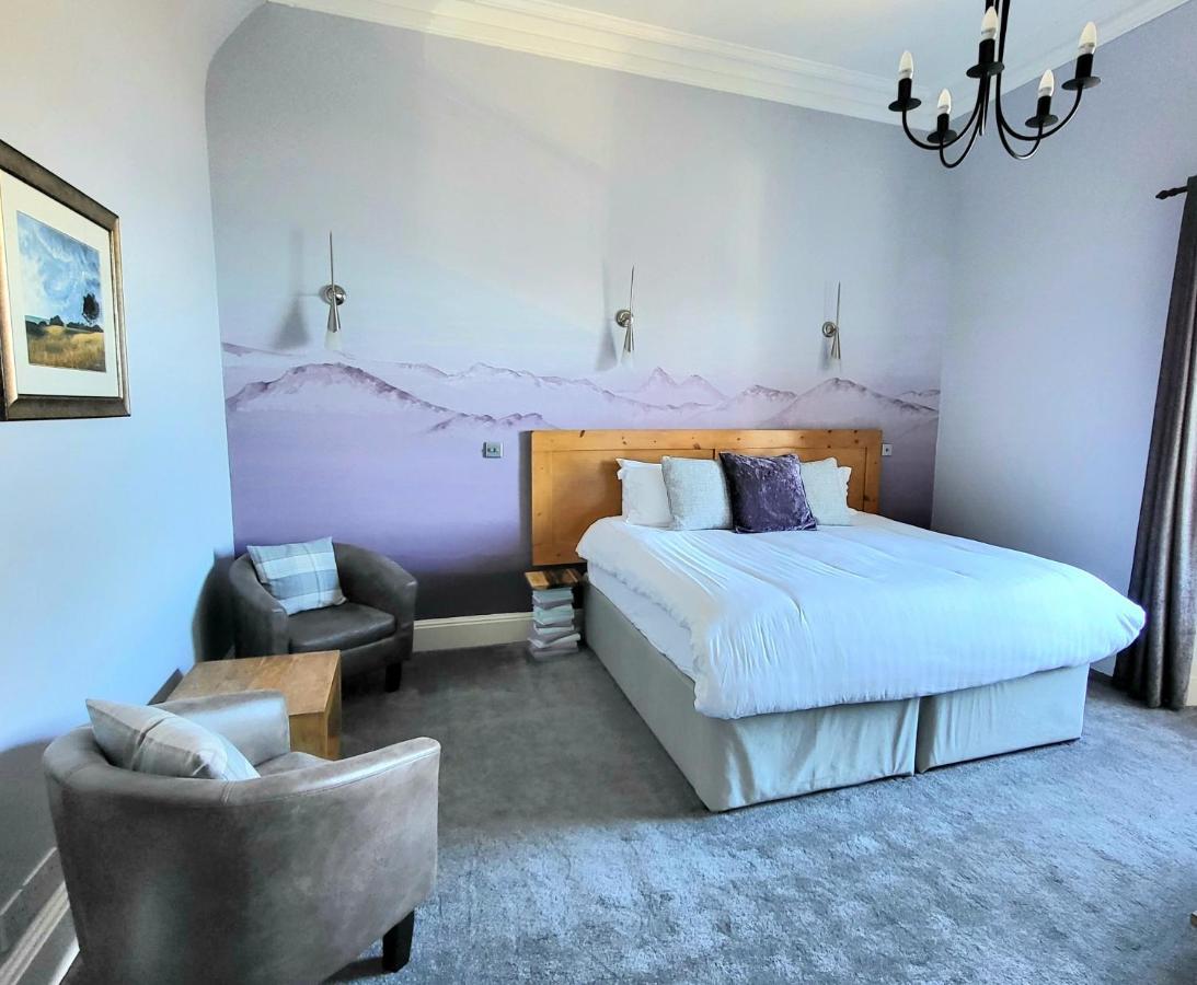 Straven Guest house