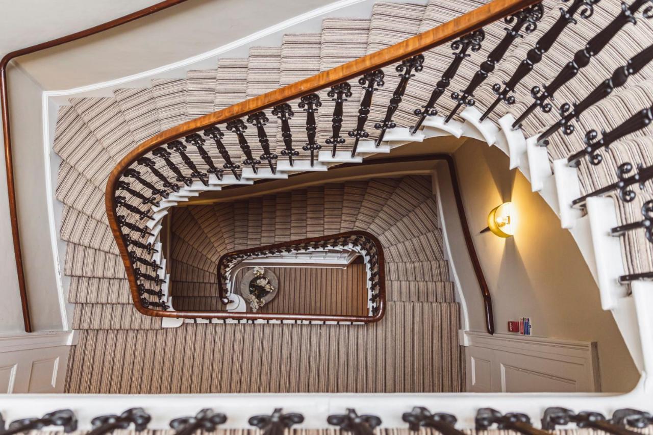 The Rutland & Hotel