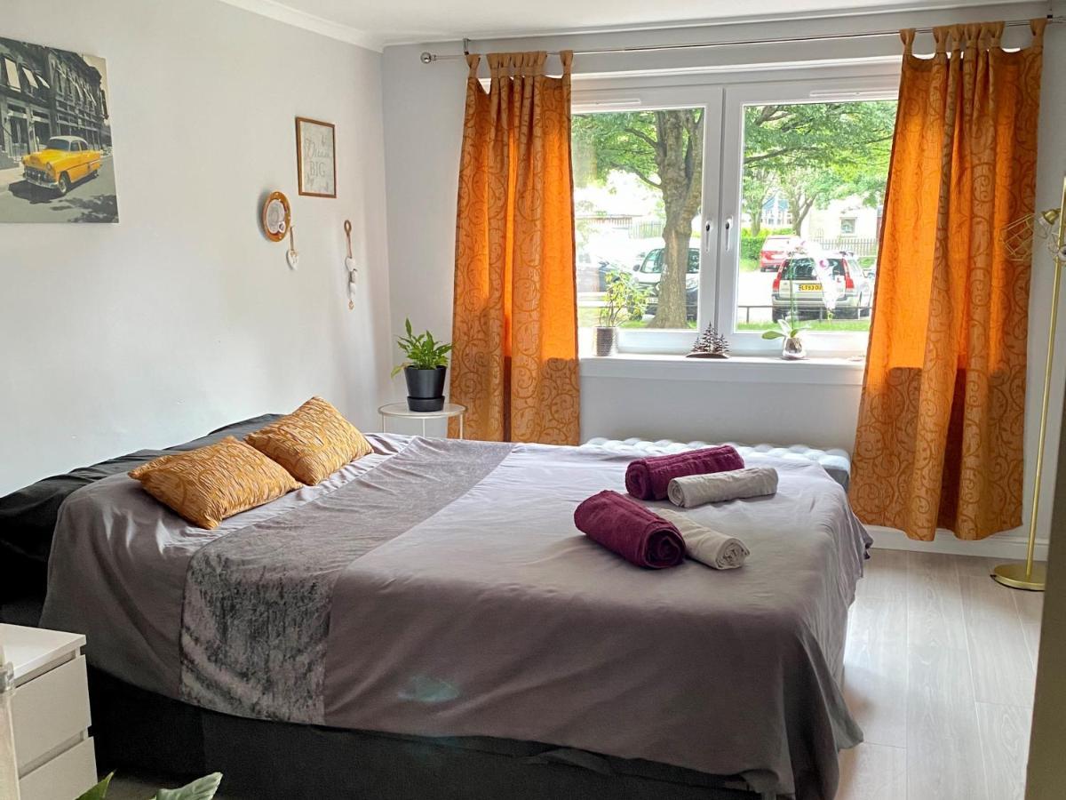 Apartment Stylish 2-bed In Centre Edinburgh