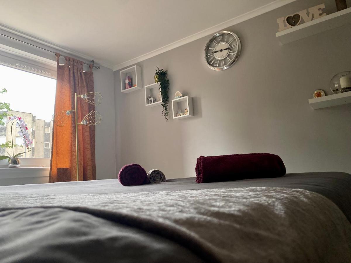 Apartment Stylish 2-bed In Centre Edinburgh