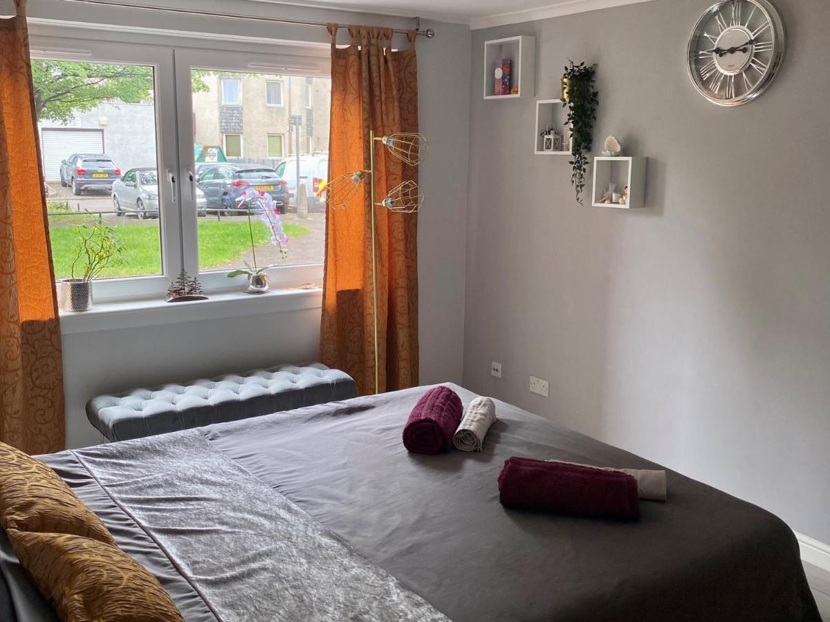 Stylish 2-bed In Centre Edinburgh