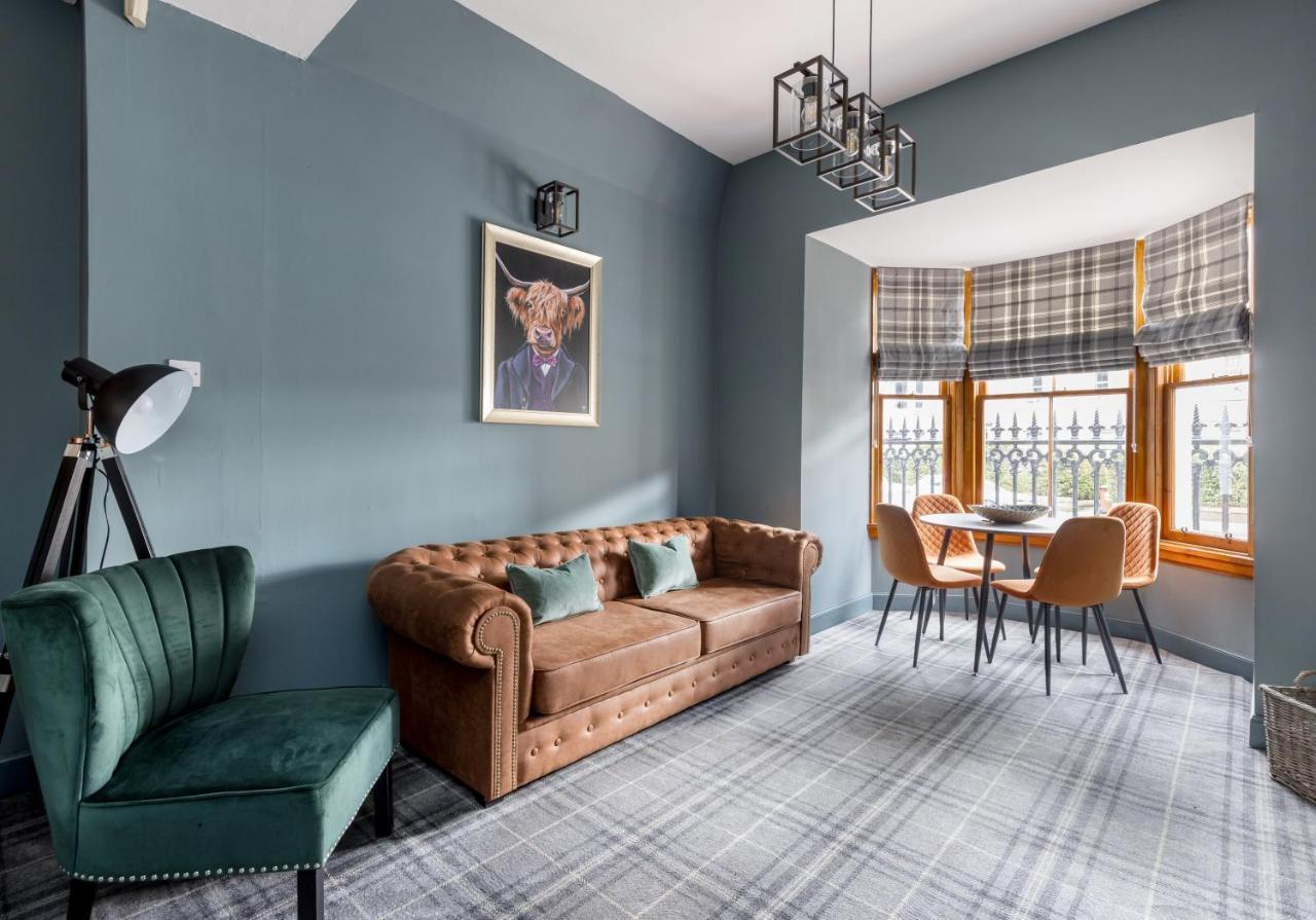 Luxury 3 Bed House Centre, Right Next To Murrayfield. Holiday home Edinburgh