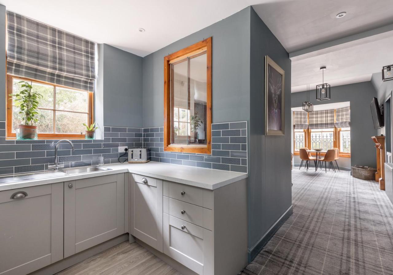 Luxury 3 Bed House Centre, Right Next To Murrayfield. Holiday home Edinburgh